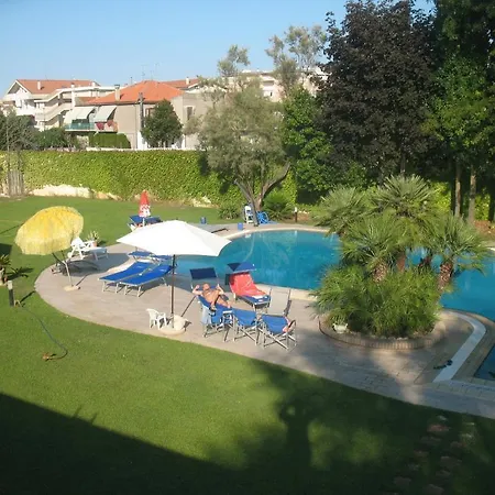 玛丽亚别墅住宿加早餐旅馆 住宿加早餐酒店 Montesilvano Marina